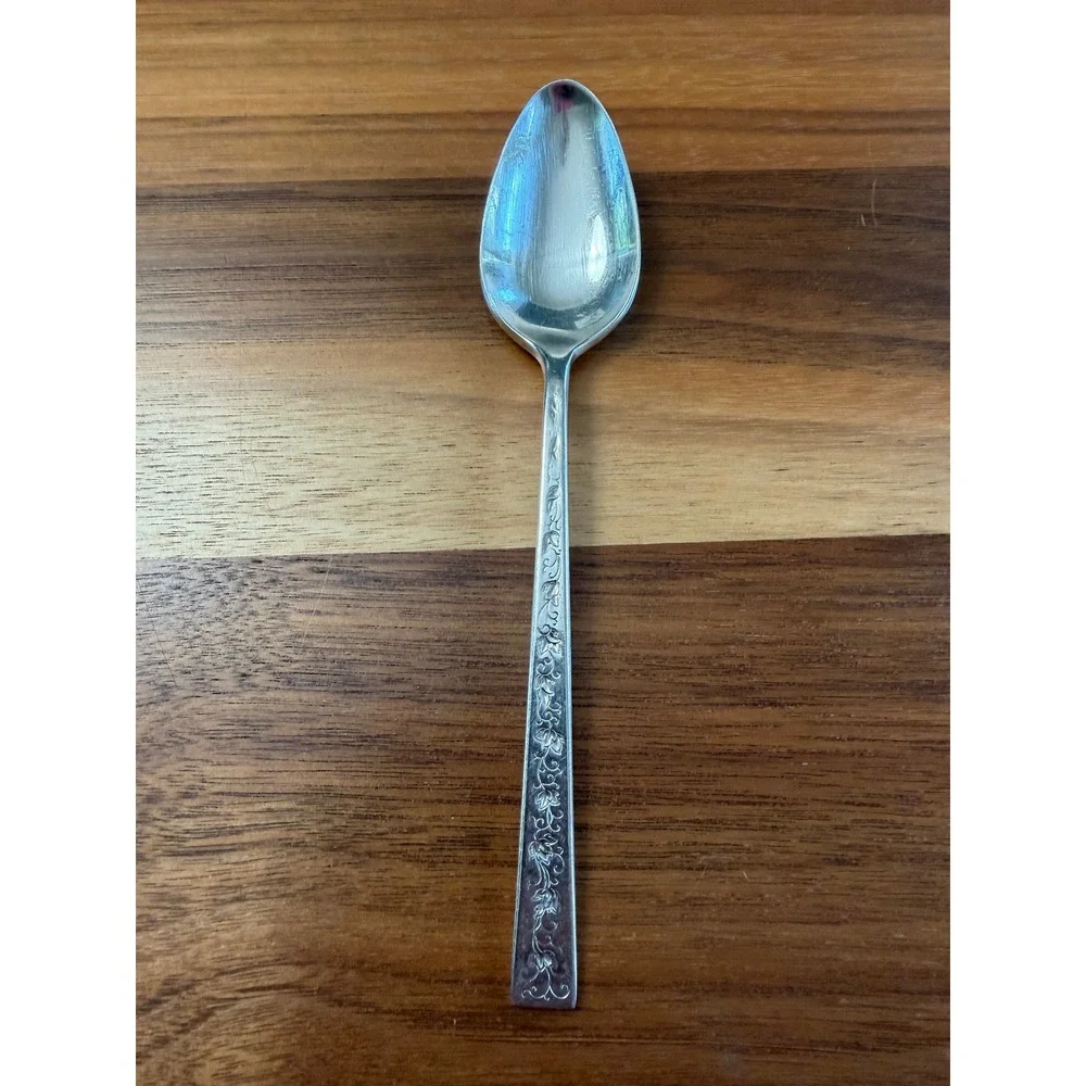 VTG 1847 Rogers Bros Silver Lace Silverplate Teaspoons Set of 7 Floral Scroll